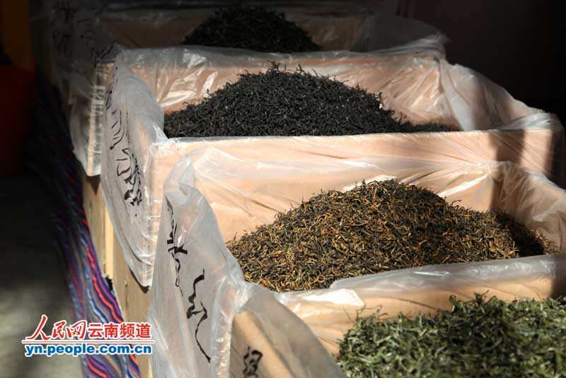 第七届中国云南普洱茶国际博览交易会开幕 500多家茶企参展